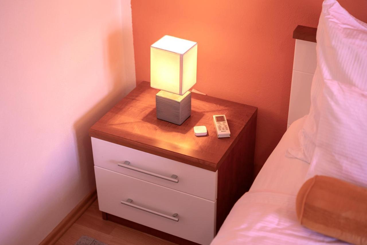 Apartments Bodlovic - Zf Hvar ฮวาร์ ภายนอก รูปภาพ