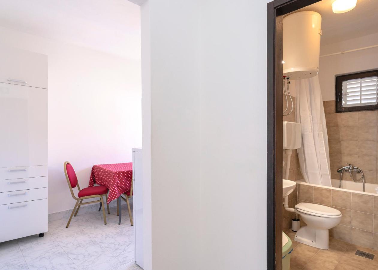 Apartments Bodlovic - Zf Hvar ฮวาร์ ภายนอก รูปภาพ