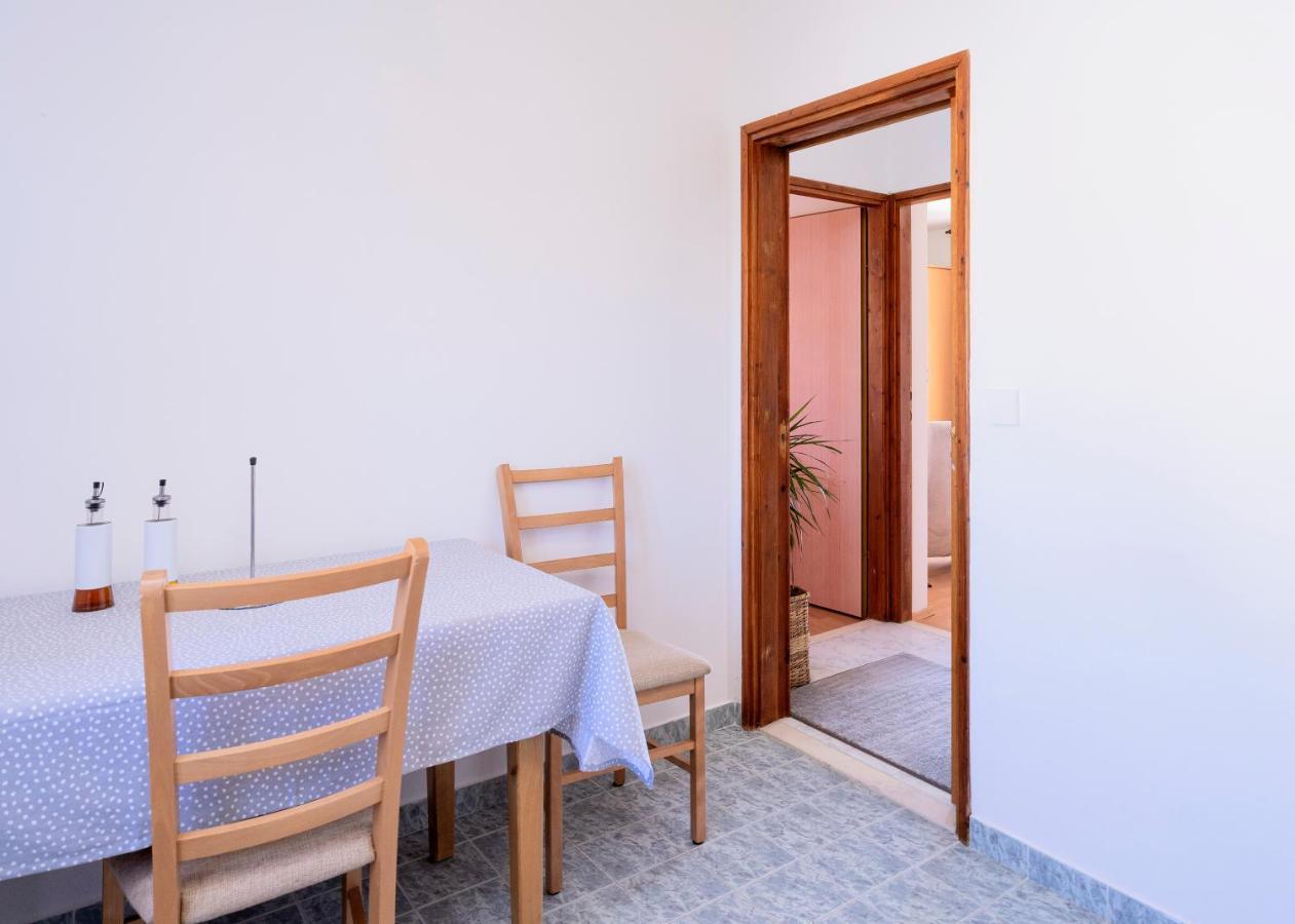 Apartments Bodlovic - Zf Hvar ฮวาร์ ภายนอก รูปภาพ
