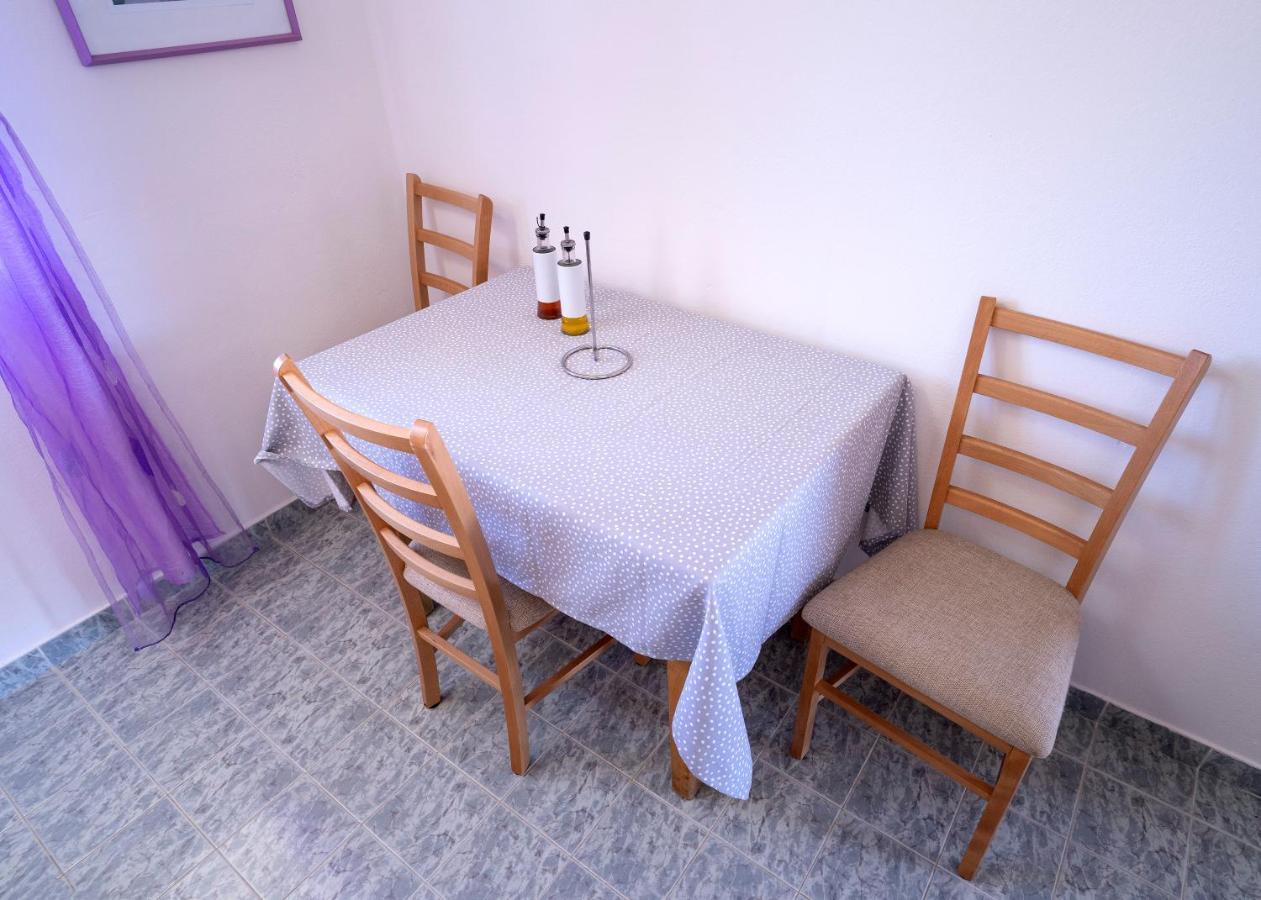 Apartments Bodlovic - Zf Hvar ฮวาร์ ภายนอก รูปภาพ