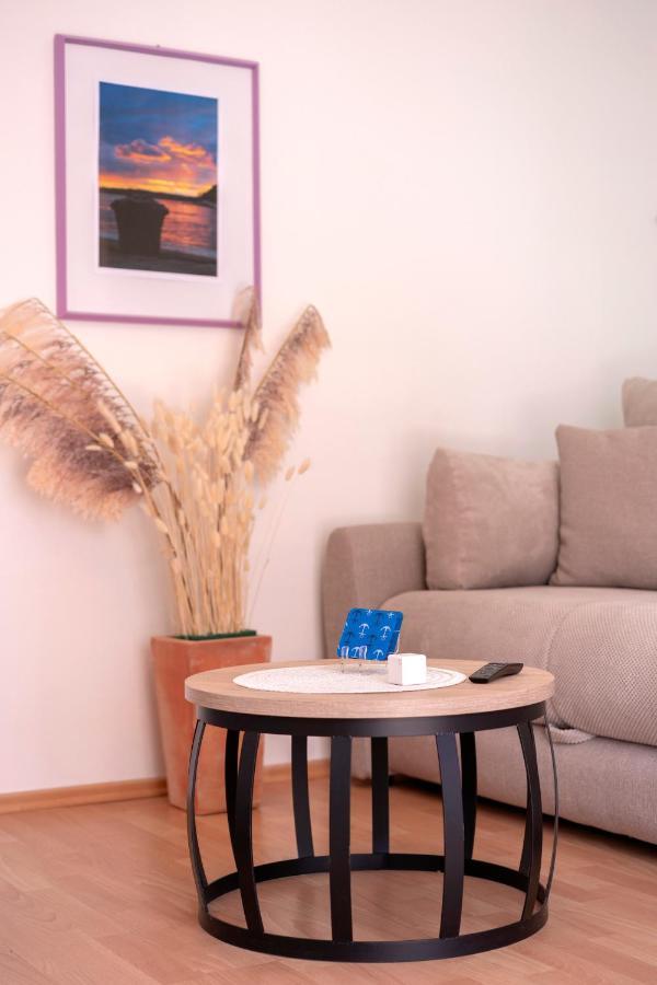 Apartments Bodlovic - Zf Hvar ฮวาร์ ภายนอก รูปภาพ