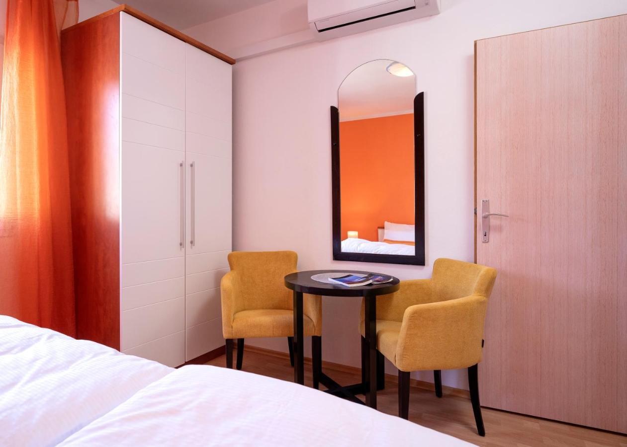 Apartments Bodlovic - Zf Hvar ฮวาร์ ภายนอก รูปภาพ